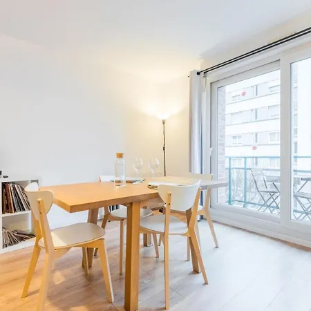 Fully-equipped App With Balcony Near Train Station Lille