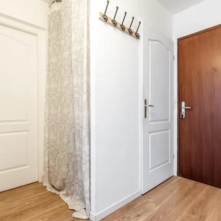 Fully-equipped App With Balcony Near Train Station Apartment Lille